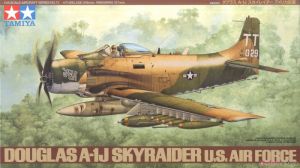 Tamiya 61073 1/48 Mô Hình Máy Bay  Douglas A-1J Skyraider U.S. Air Force